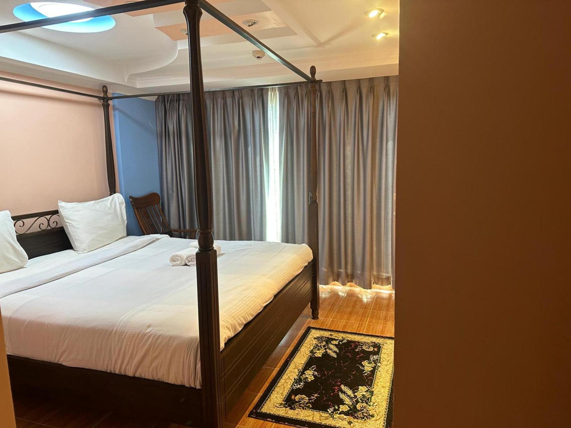 Omni Tower Sukhumvit Nana Direct Banguecoque Exterior foto