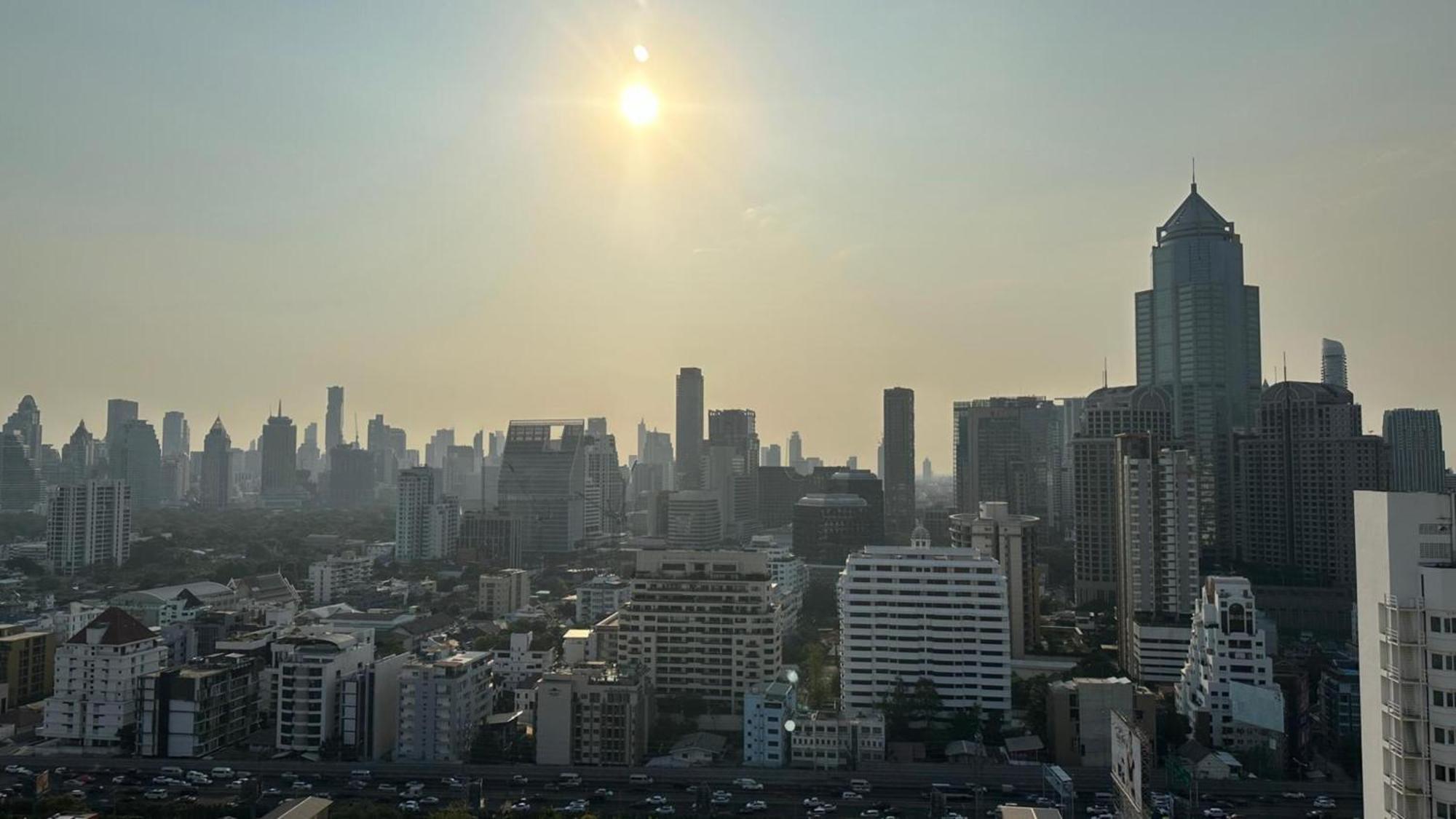 Omni Tower Sukhumvit Nana Direct Banguecoque Exterior foto