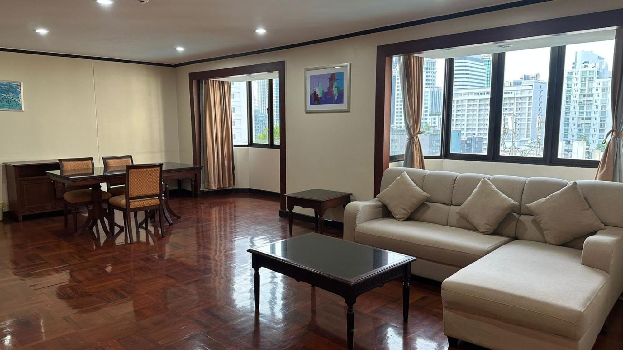 Omni Tower Sukhumvit Nana Direct Banguecoque Exterior foto