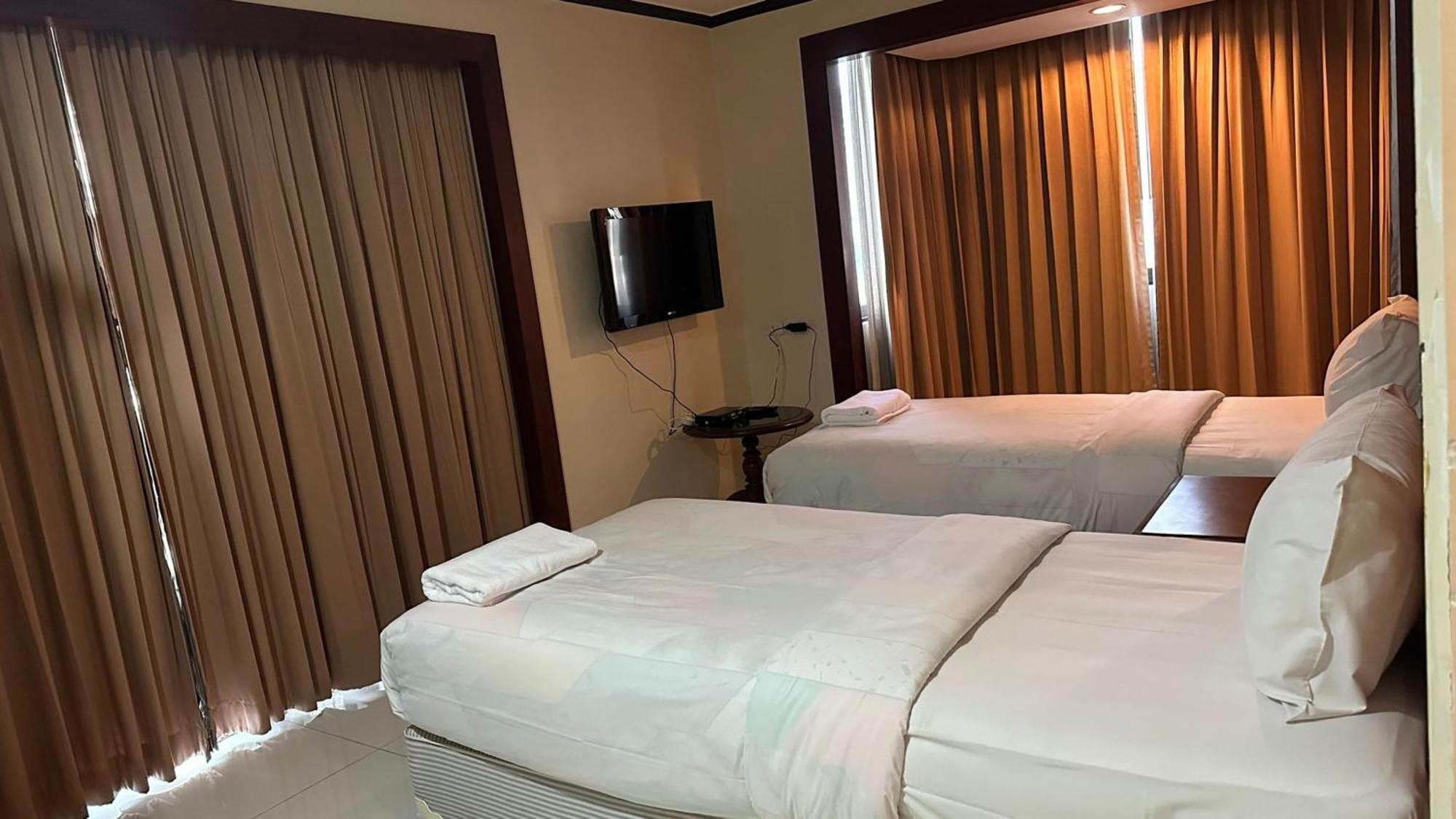 Omni Tower Sukhumvit Nana Direct Banguecoque Exterior foto