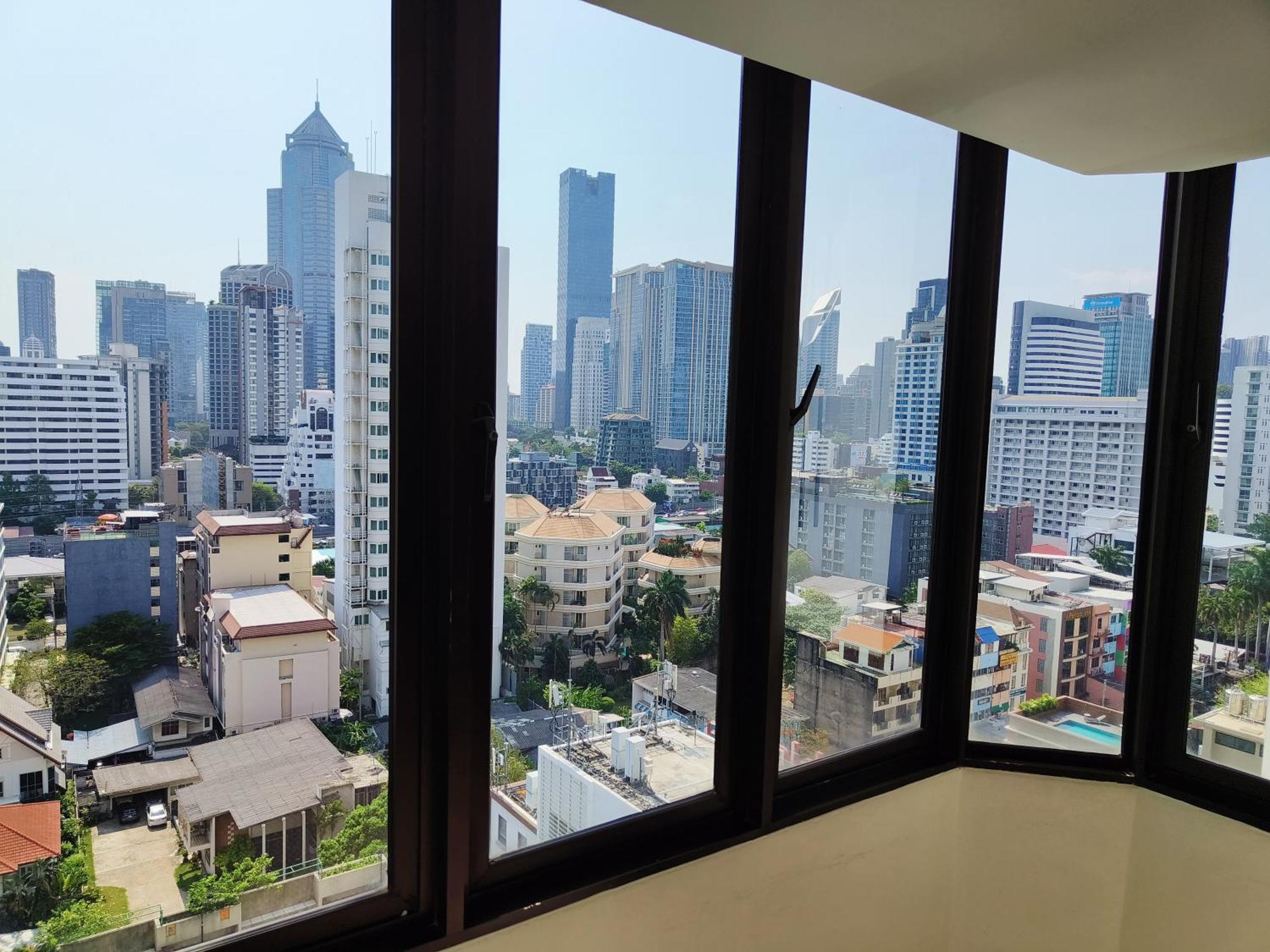 Omni Tower Sukhumvit Nana Direct Banguecoque Exterior foto