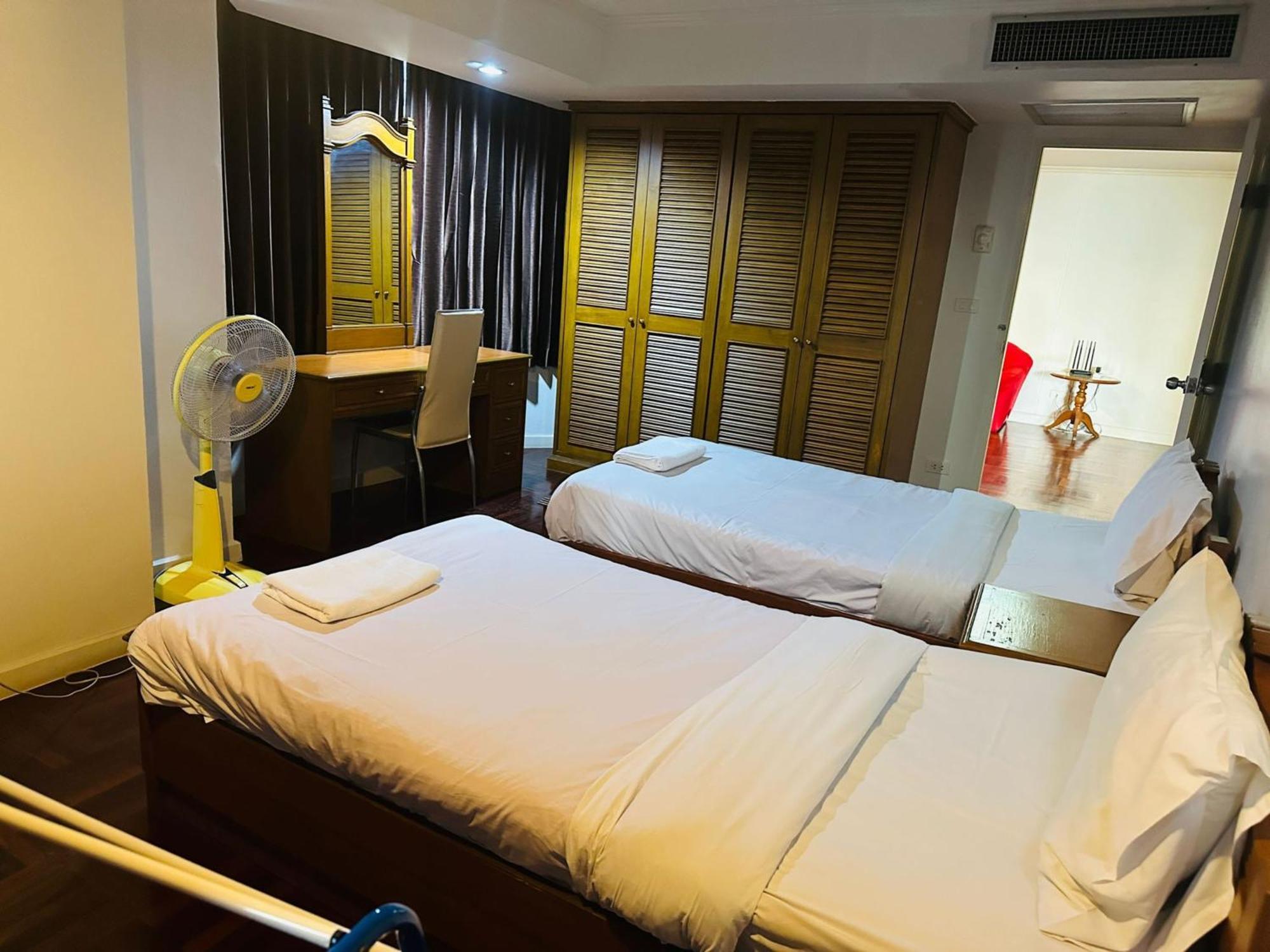 Omni Tower Sukhumvit Nana Direct Banguecoque Exterior foto