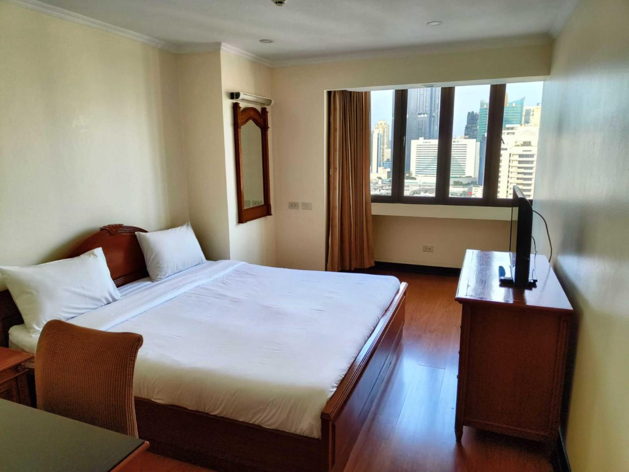 Omni Tower Sukhumvit Nana Direct Banguecoque Exterior foto