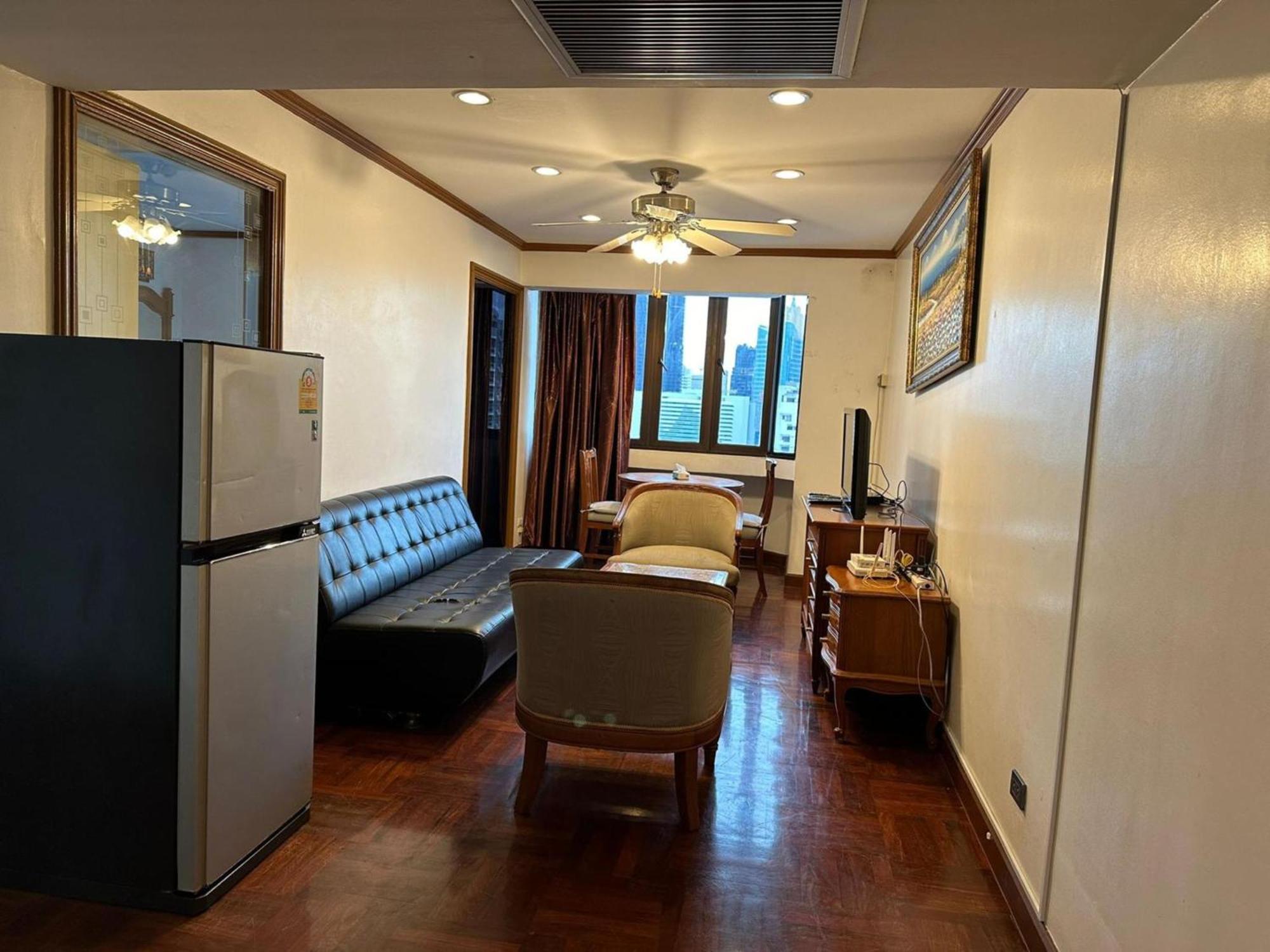 Omni Tower Sukhumvit Nana Direct Banguecoque Exterior foto