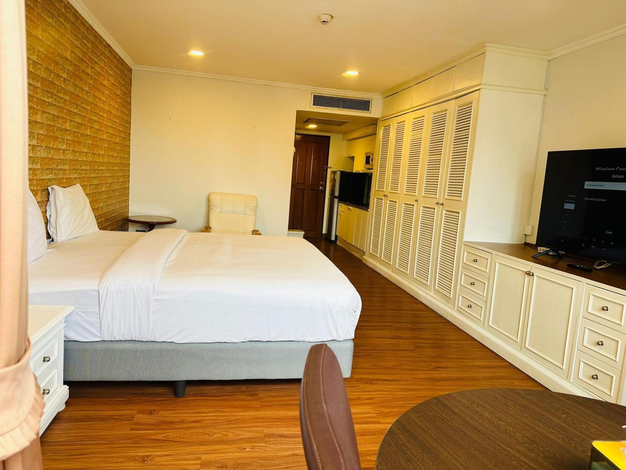 Omni Tower Sukhumvit Nana Direct Banguecoque Exterior foto