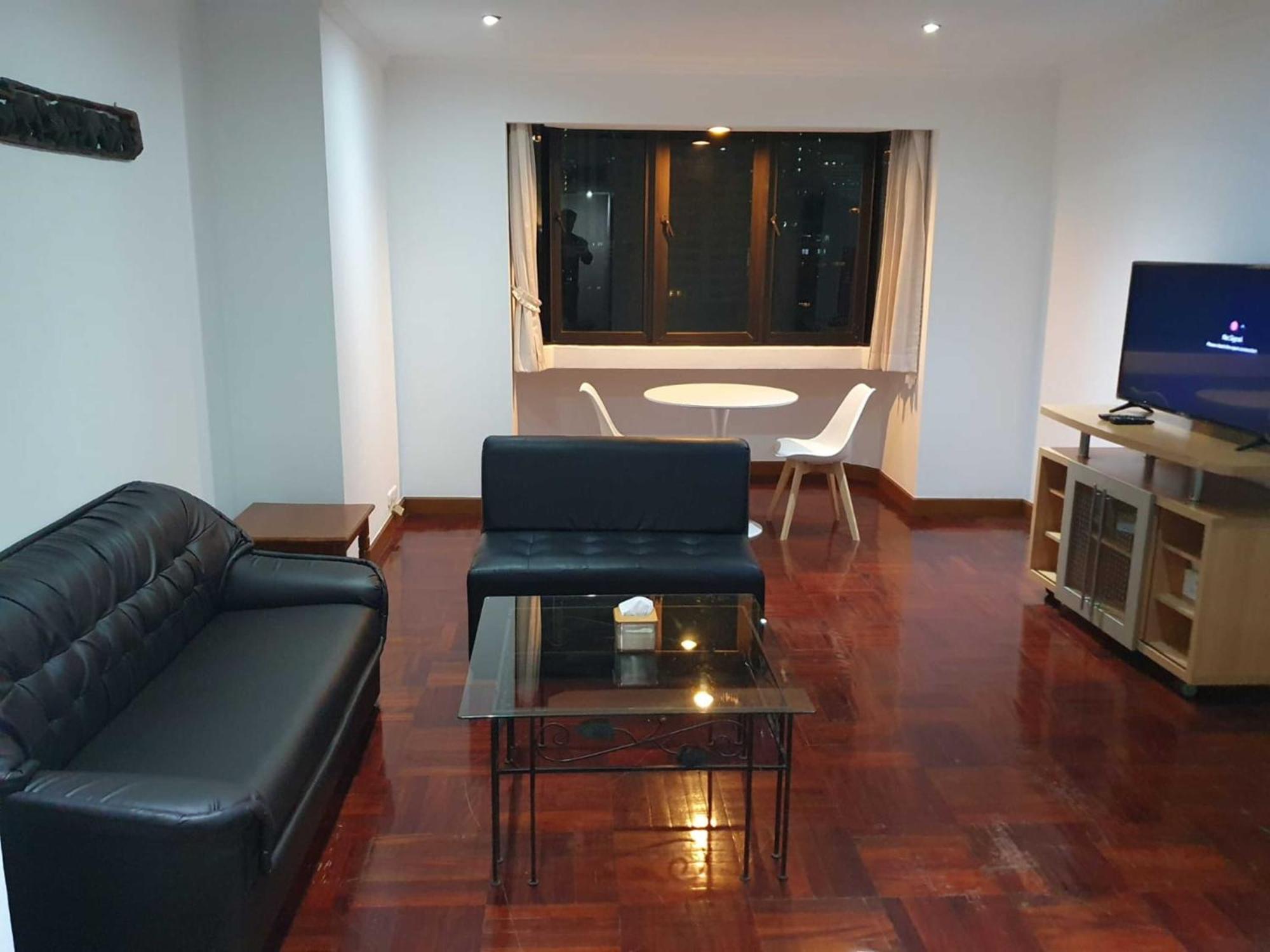 Omni Tower Sukhumvit Nana Direct Banguecoque Exterior foto