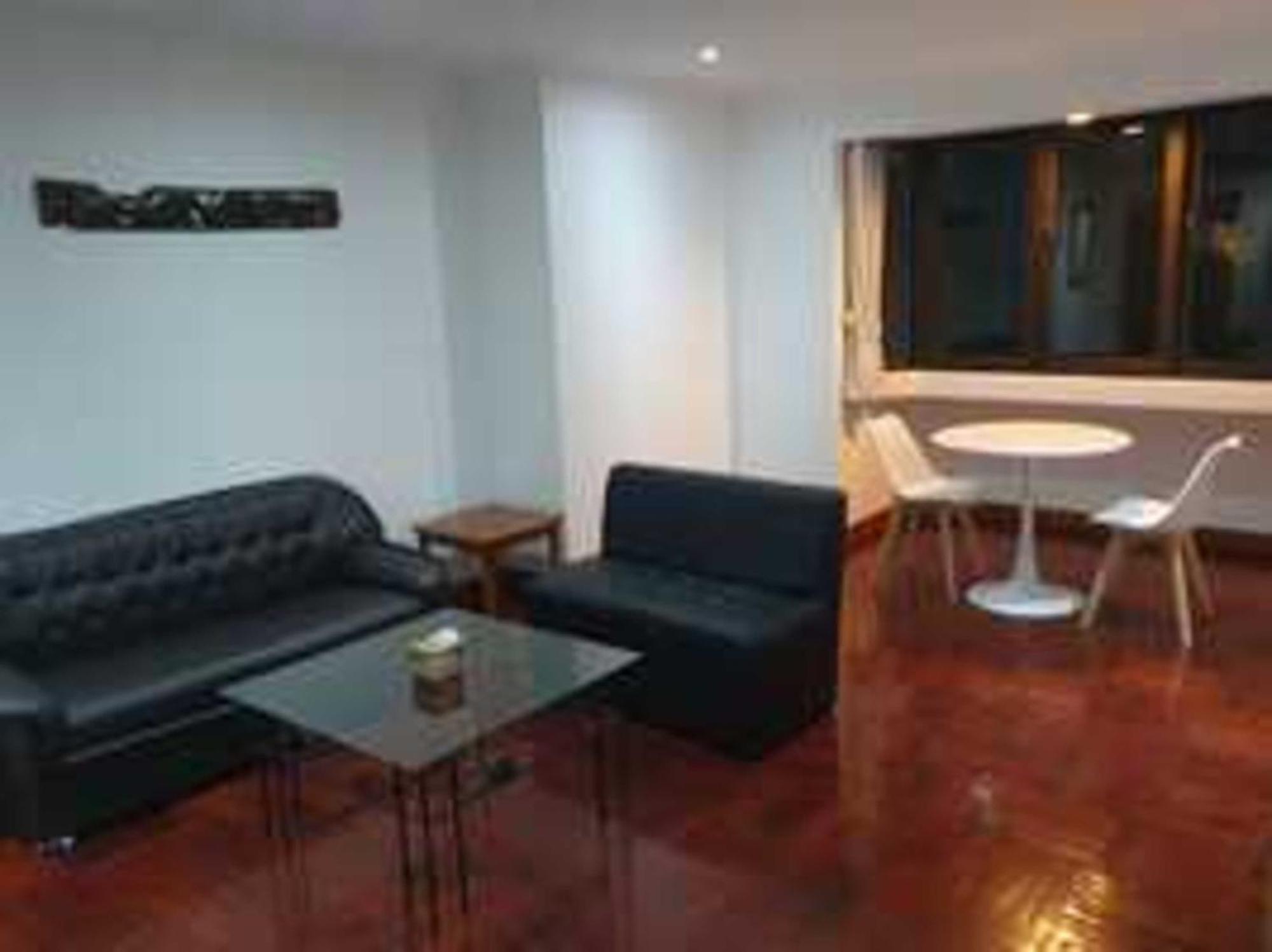 Omni Tower Sukhumvit Nana Direct Banguecoque Exterior foto