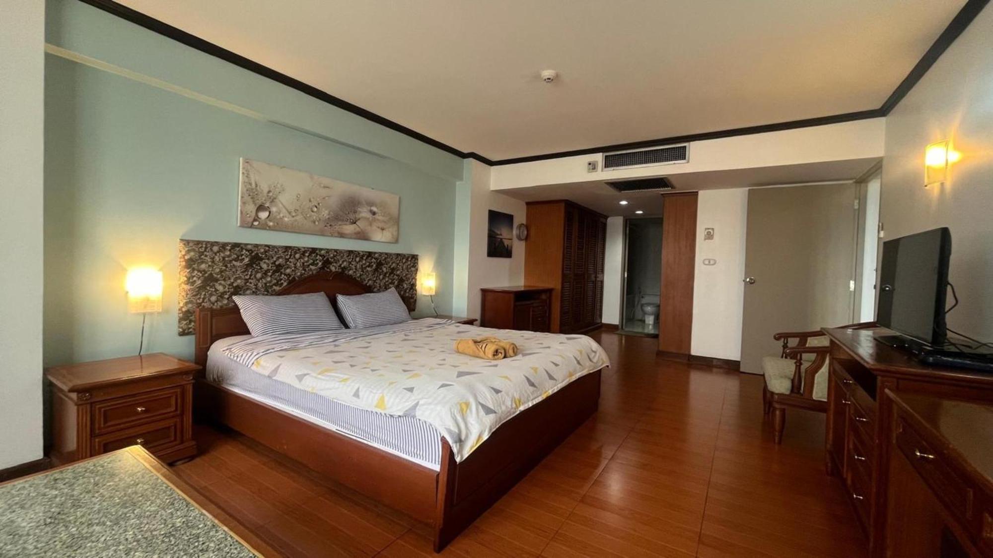 Omni Tower Sukhumvit Nana Direct Banguecoque Exterior foto